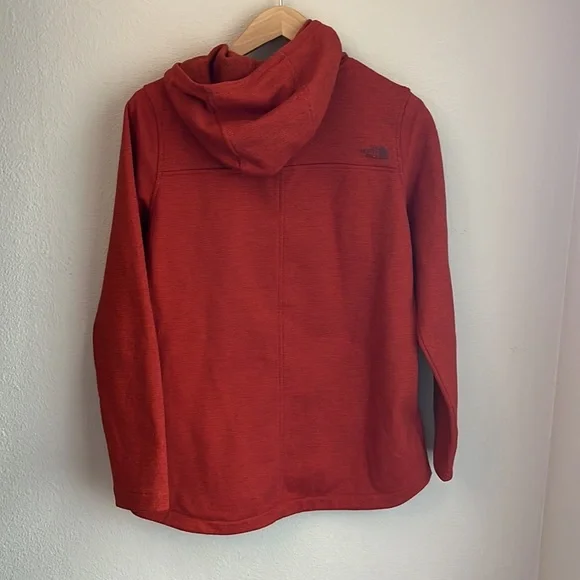 North Face size M womens Sweater - Picture 5 of 6